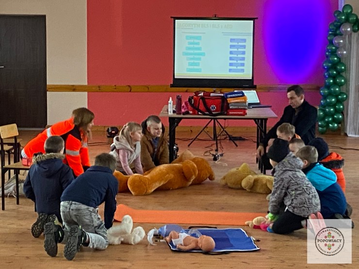 Spotkanie z ratownikiem medycznym 25.02.23 – fotorelacja
